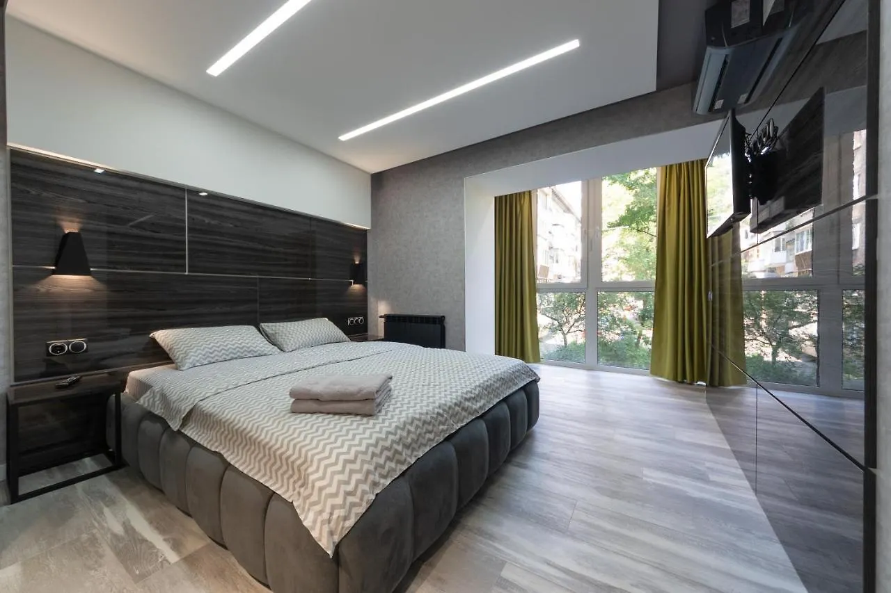 Apartment Luxrent Kreshatik Arenacity Skybar Kyiv