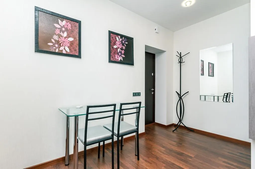 Luxrent Kreshatik Arenacity Skybar Kyiv Apartment