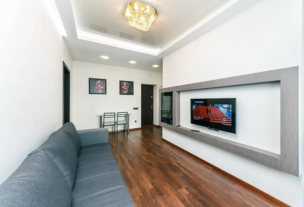 קייב Luxrent Kreshatik Arenacity Skybar 0*,